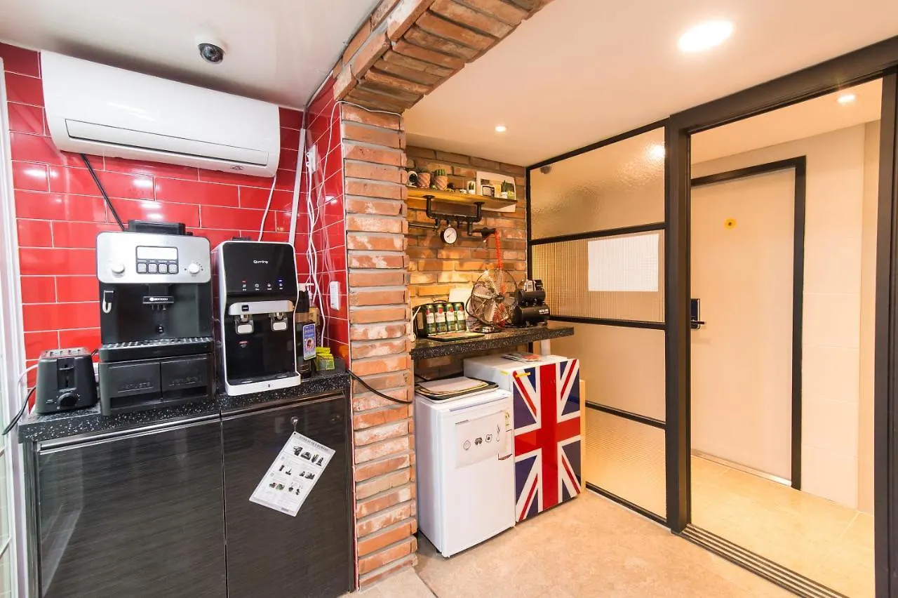 Guest House Shasha Seoul Hostel